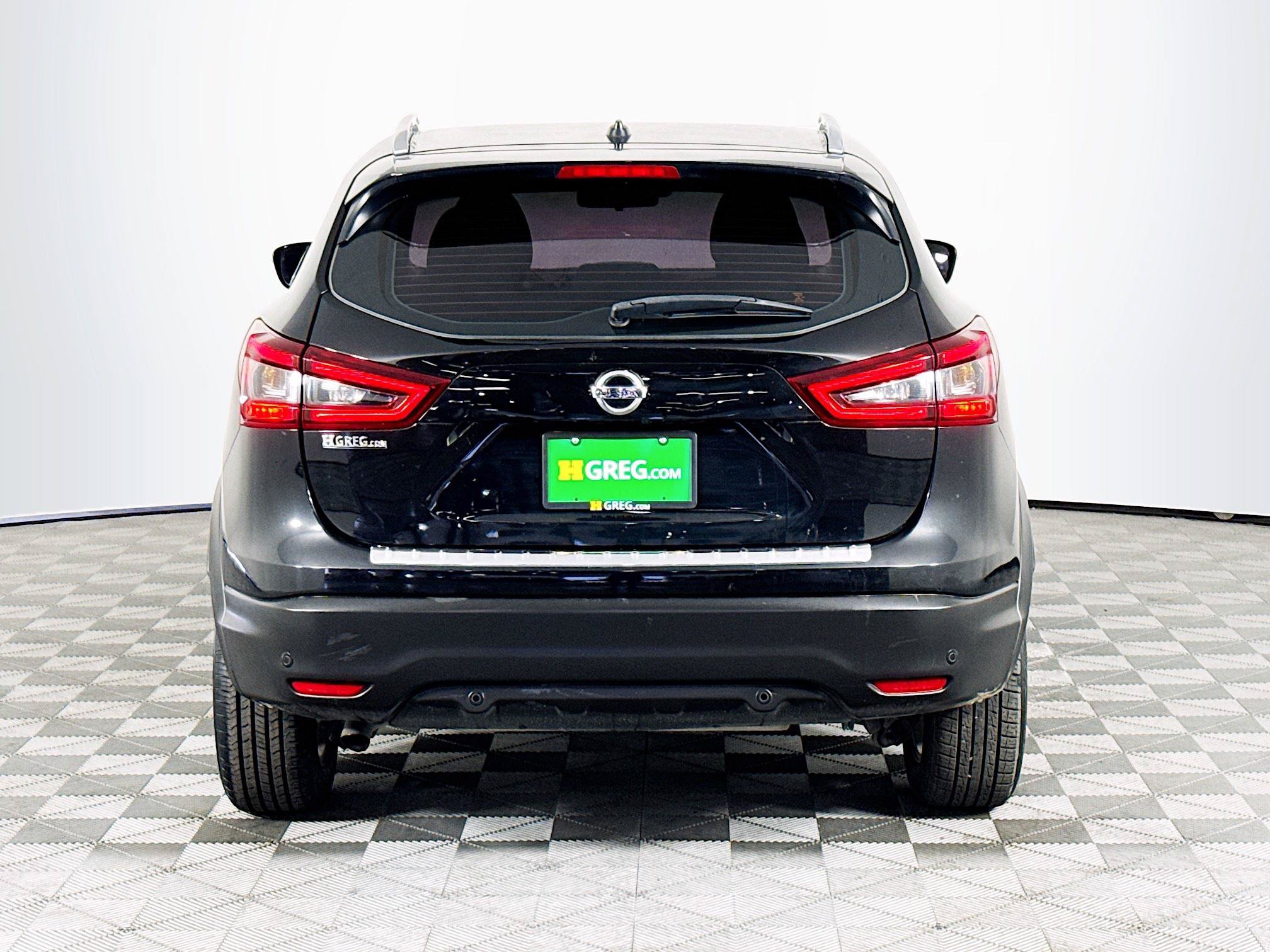Used 2021 Nissan Rogue Sport SV FWD image 7