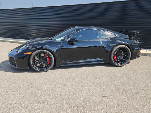 Certified 2026 Porsche 911 Carrera 4 GTS AWD/4WD image 6