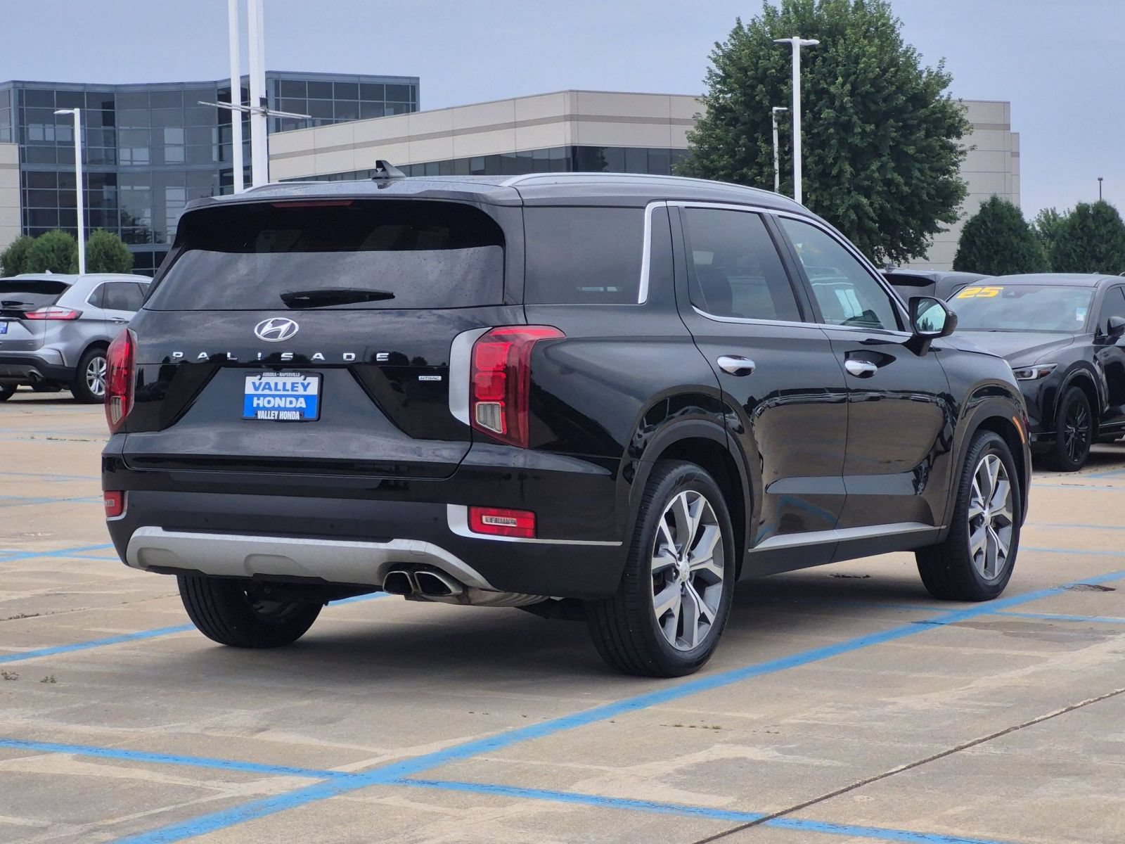 Used 2021 Hyundai Palisade SEL w/ Premium Package AWD/4WD image 6