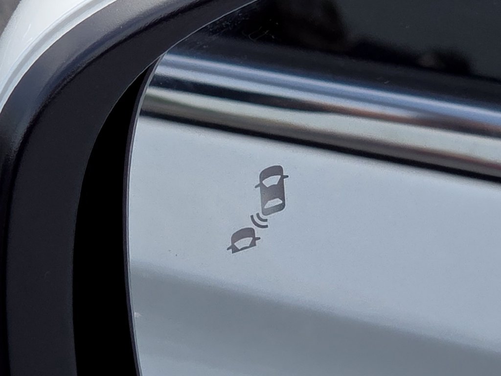Certified 2026 Honda Pilot Touring image 11