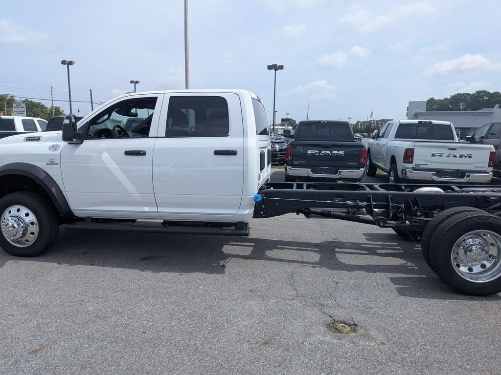 New 2026 RAM 5500 Tradesman w/ Chrome Appearance Group AWD/4WD image 6