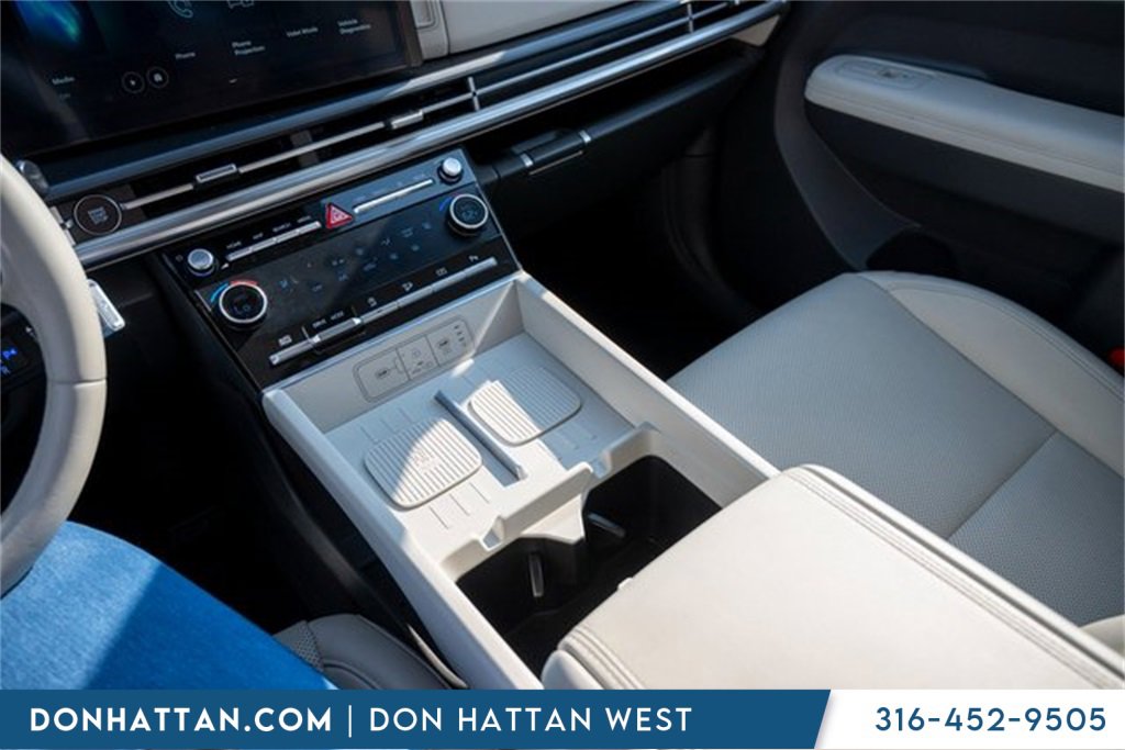 Used 2024 Hyundai Santa Fe SEL image 15