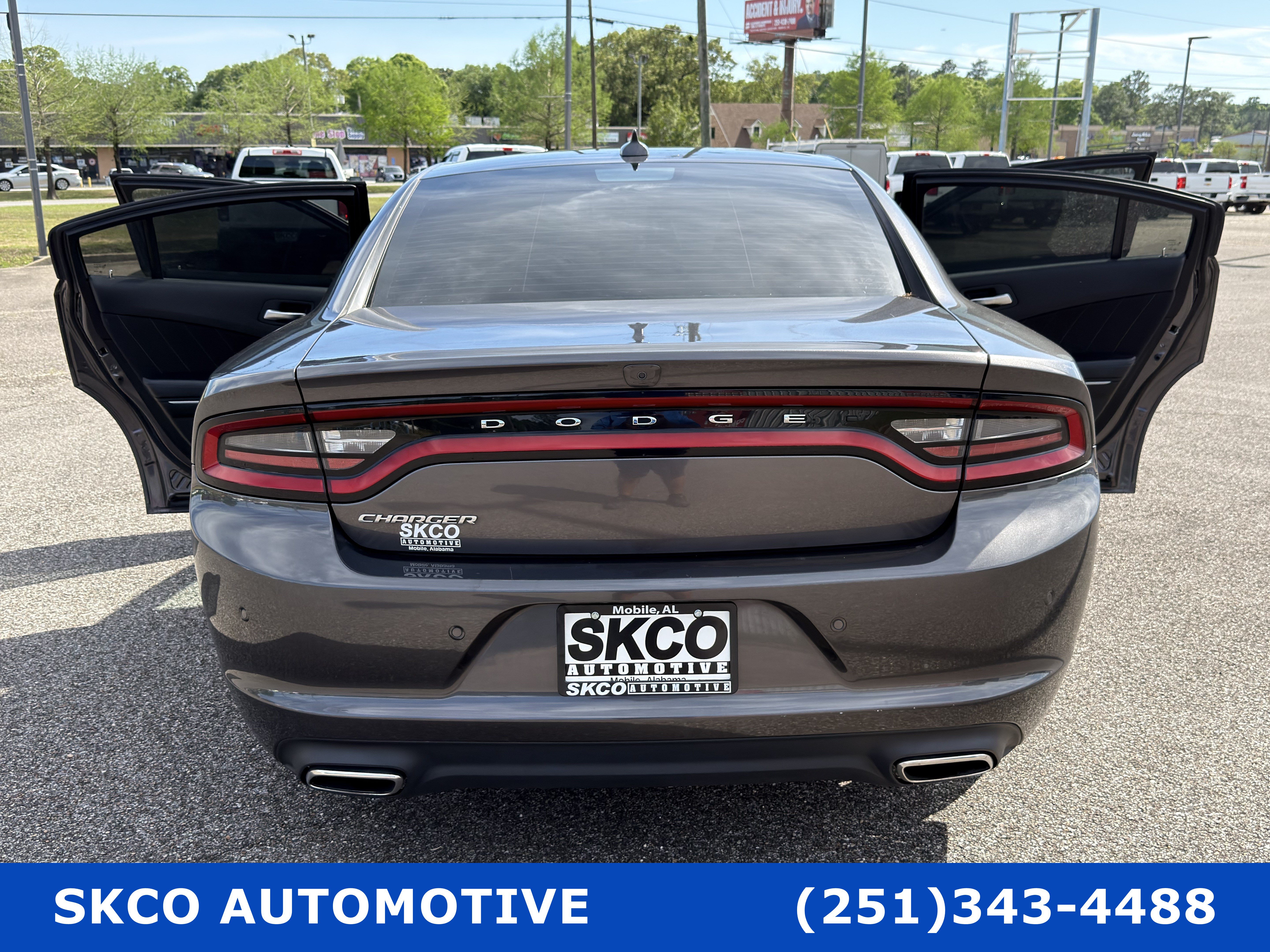 Used 2023 Dodge Charger SXT RWD image 32