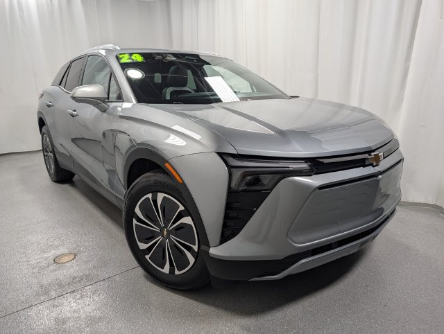 Certified 2024 Chevrolet Blazer EV LT AWD/4WD image 2