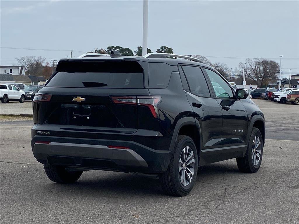New 2026 Chevrolet Equinox LT w/ Convenience Package II image 3
