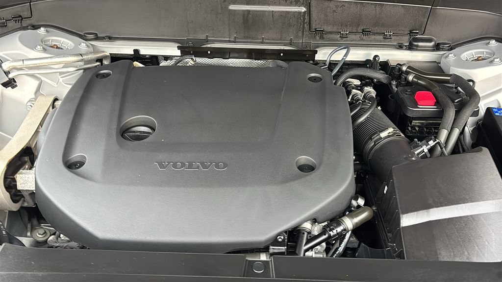 Certified 2024 Volvo XC90 B6 Plus AWD/4WD image 31