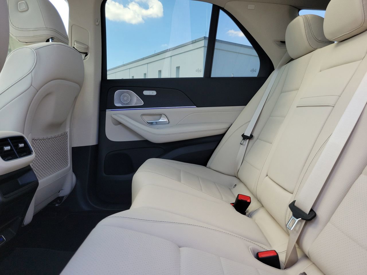 New 2026 Mercedes-Benz GLE 450 4MATIC image 12