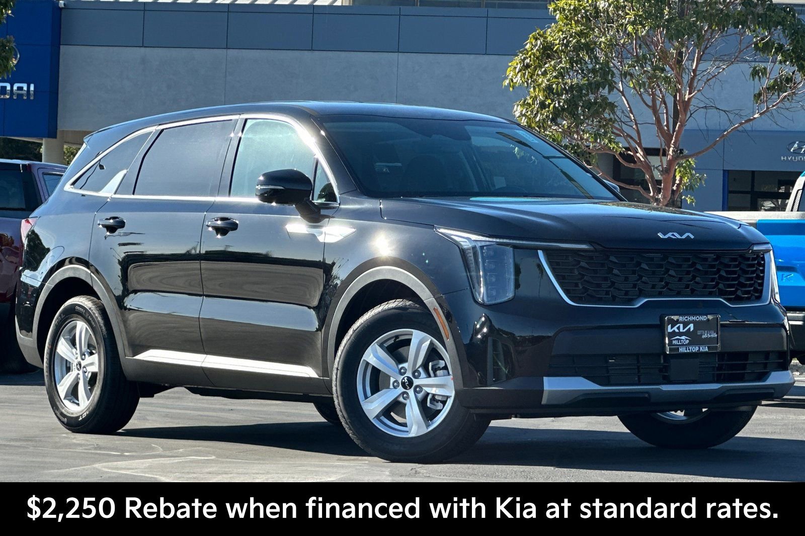 New 2026 Kia Sorento LX FWD image 2