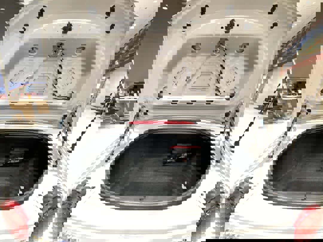 Used 2018 MAZDA MX-5 Miata Grand Touring w/ Appearance Package image 24