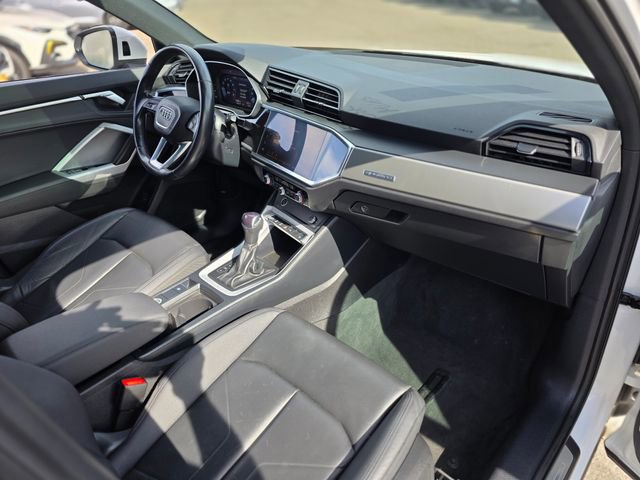 Used 2023 Audi Q3 2.0T Premium image 9