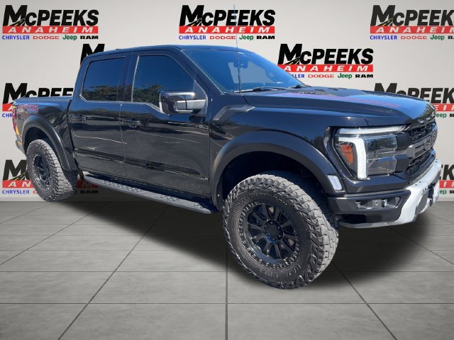 Used 2025 Chevrolet Silverado 1500 LT Trail Boss w/ Protection Package AWD/4WD image 7