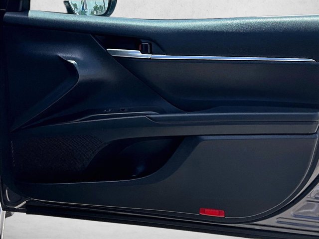 Used 2024 Toyota Camry SE FWD image 18