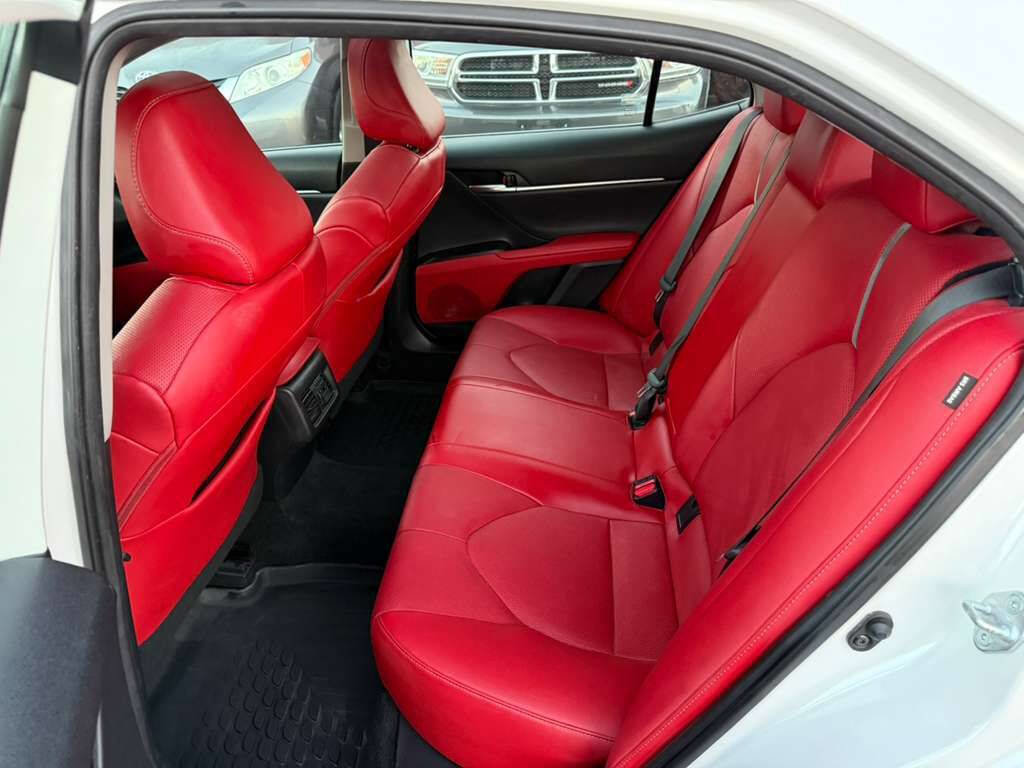 Used 2021 Toyota Camry XSE w/ Navigation Package image 23