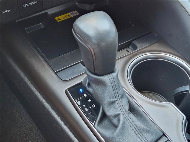 Used 2022 Toyota Camry XSE FWD image 12