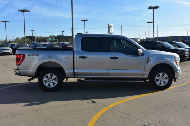 Used 2021 Ford F150 XLT image 4