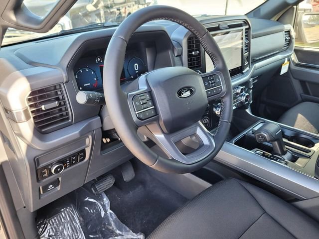 New 2025 Ford F150 XLT w/ Equipment Group 302A MID AWD/4WD image 9