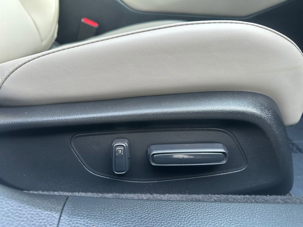 Used 2024 Honda Accord Touring image 27