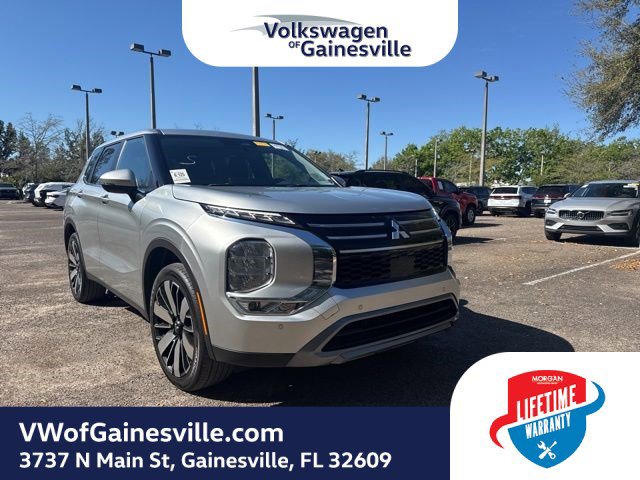 Used 2025 Mitsubishi Outlander SE