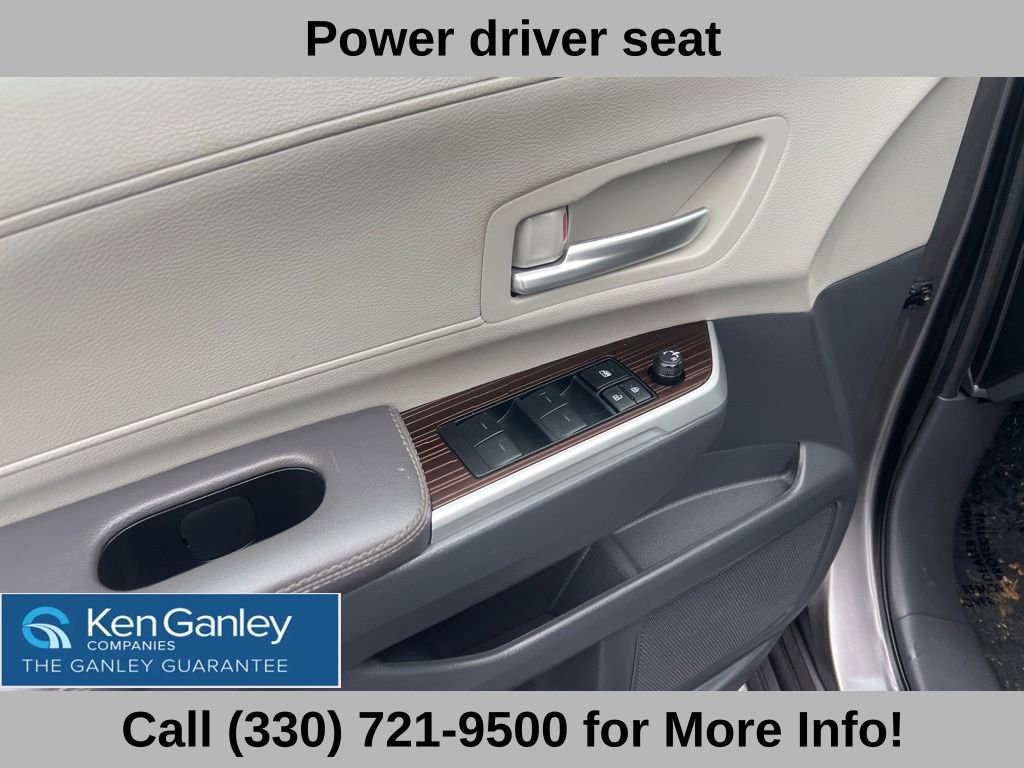 Used 2024 Toyota Sienna XLE image 26
