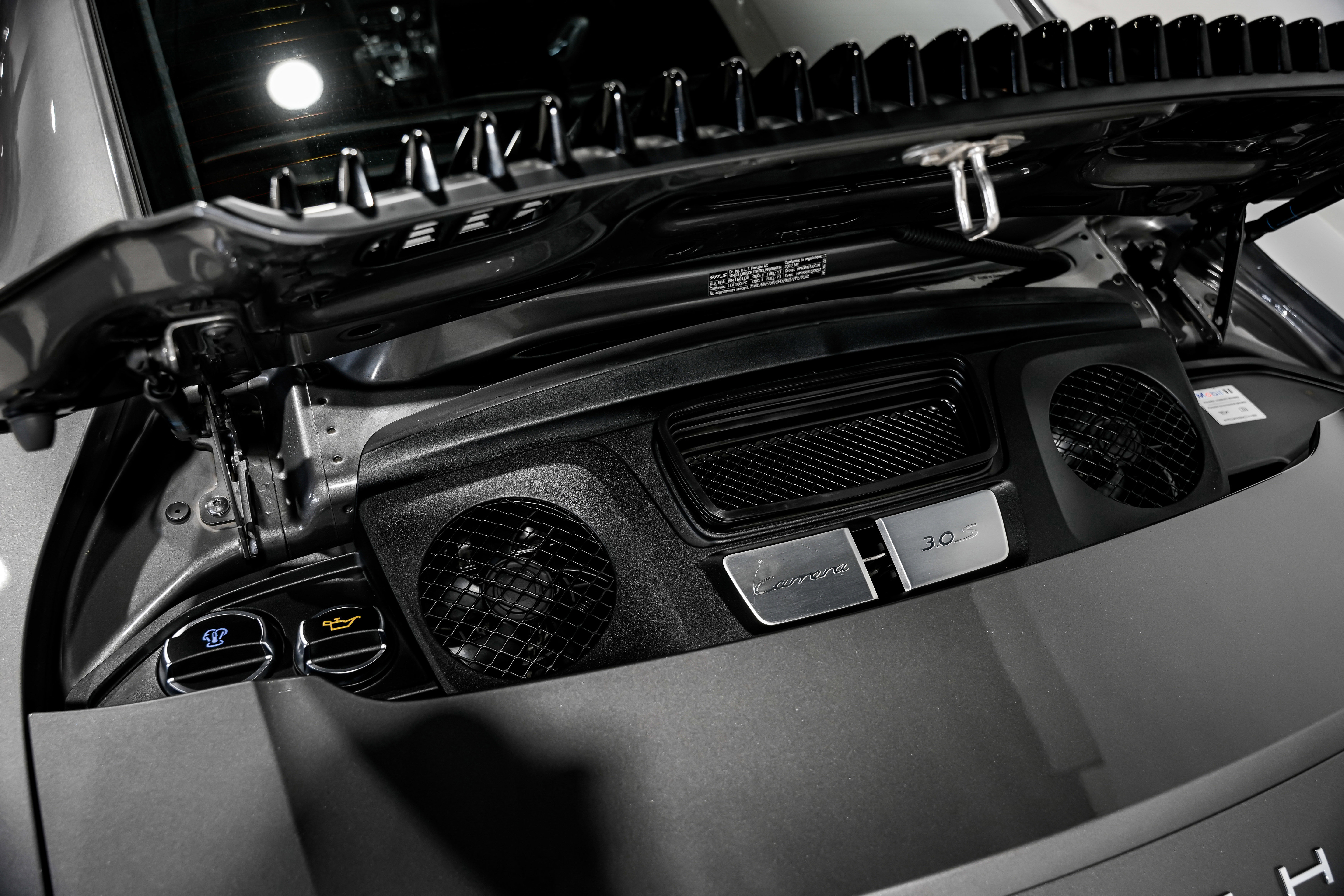 Used 2017 Porsche 911 Carrera S image 38