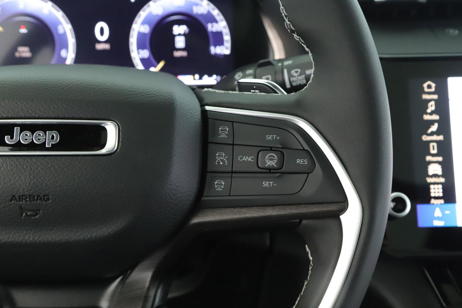 New 2026 Jeep Grand Cherokee Limited w/ Limited Altitude Package image 7