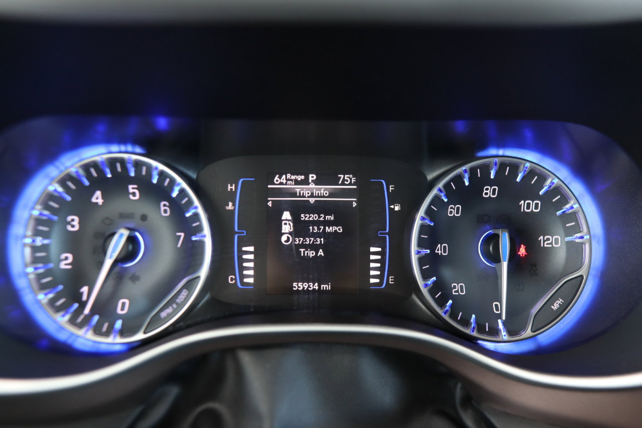 Used 2021 Chrysler Voyager Lxi image 22