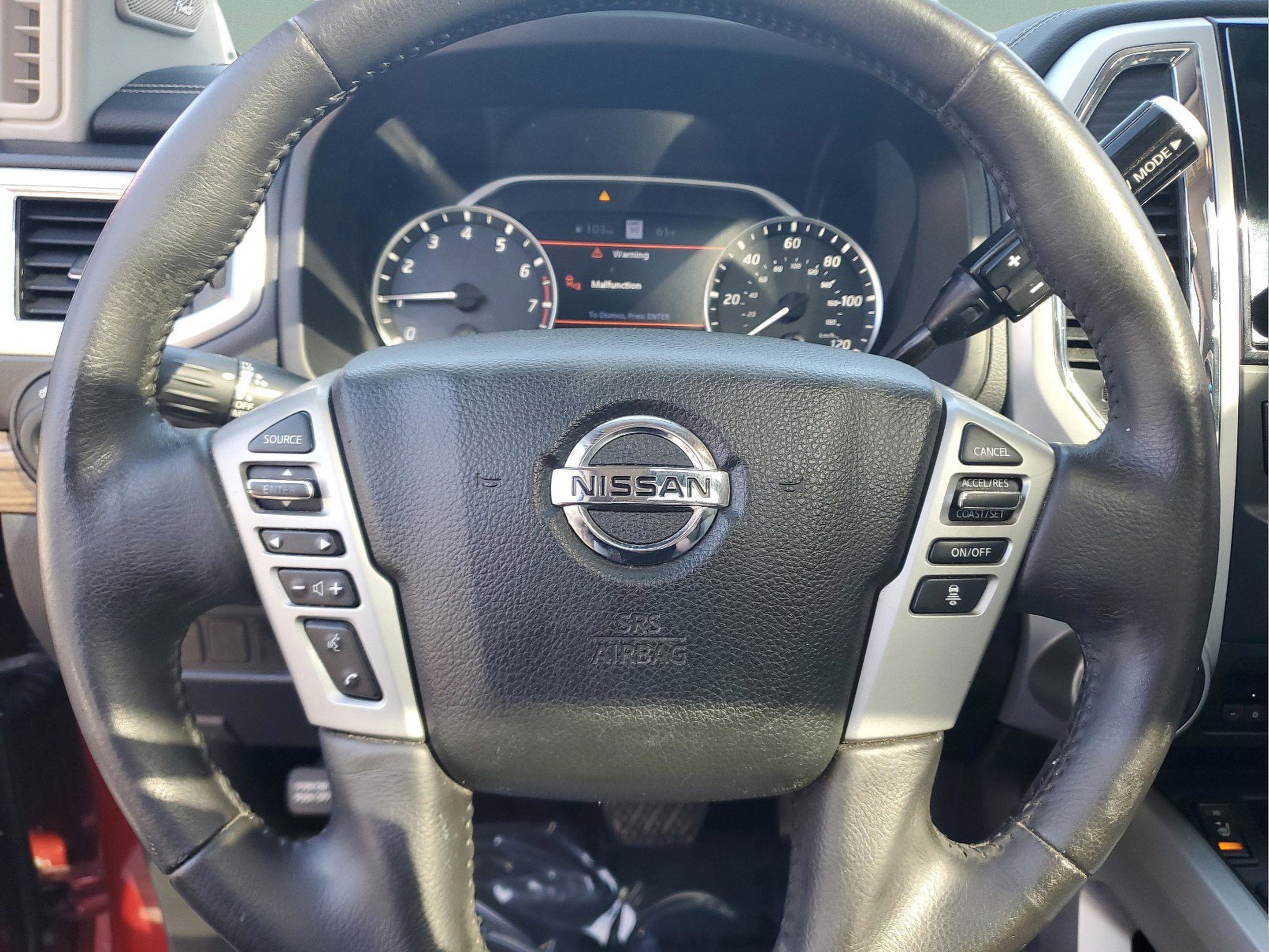 Used 2020 Nissan Titan SL w/ Moonroof Package image 18