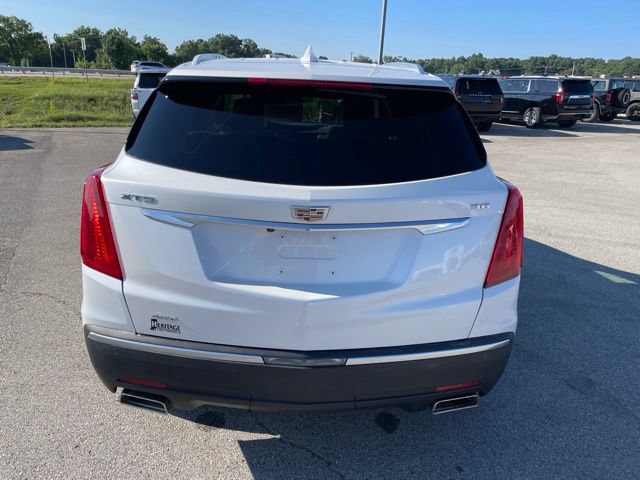 Used 2017 Cadillac XT5 Luxury w/ Driver Awareness Package AWD/4WD image 7