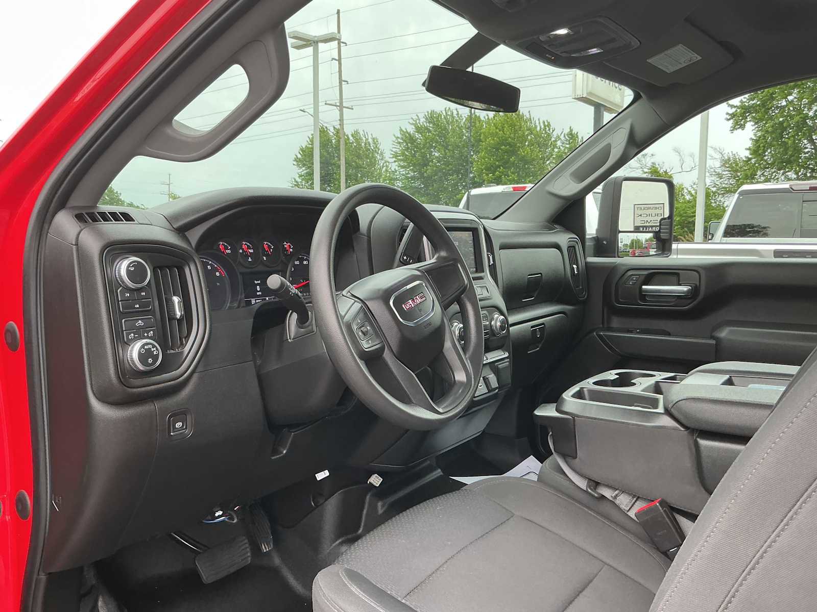 Used 2023 GMC Sierra 2500 Pro w/ Convenience Package AWD/4WD image 14