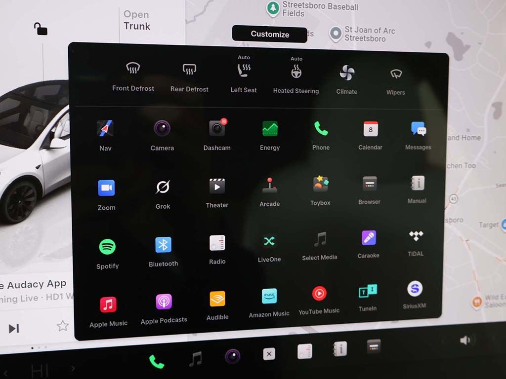 Used 2023 Tesla Model Y Long Range image 39