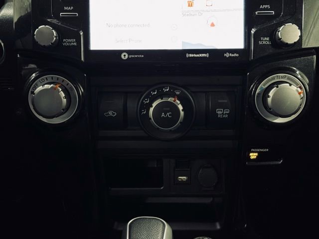 Used 2024 Toyota 4Runner TRD Off-Road Premium image 34