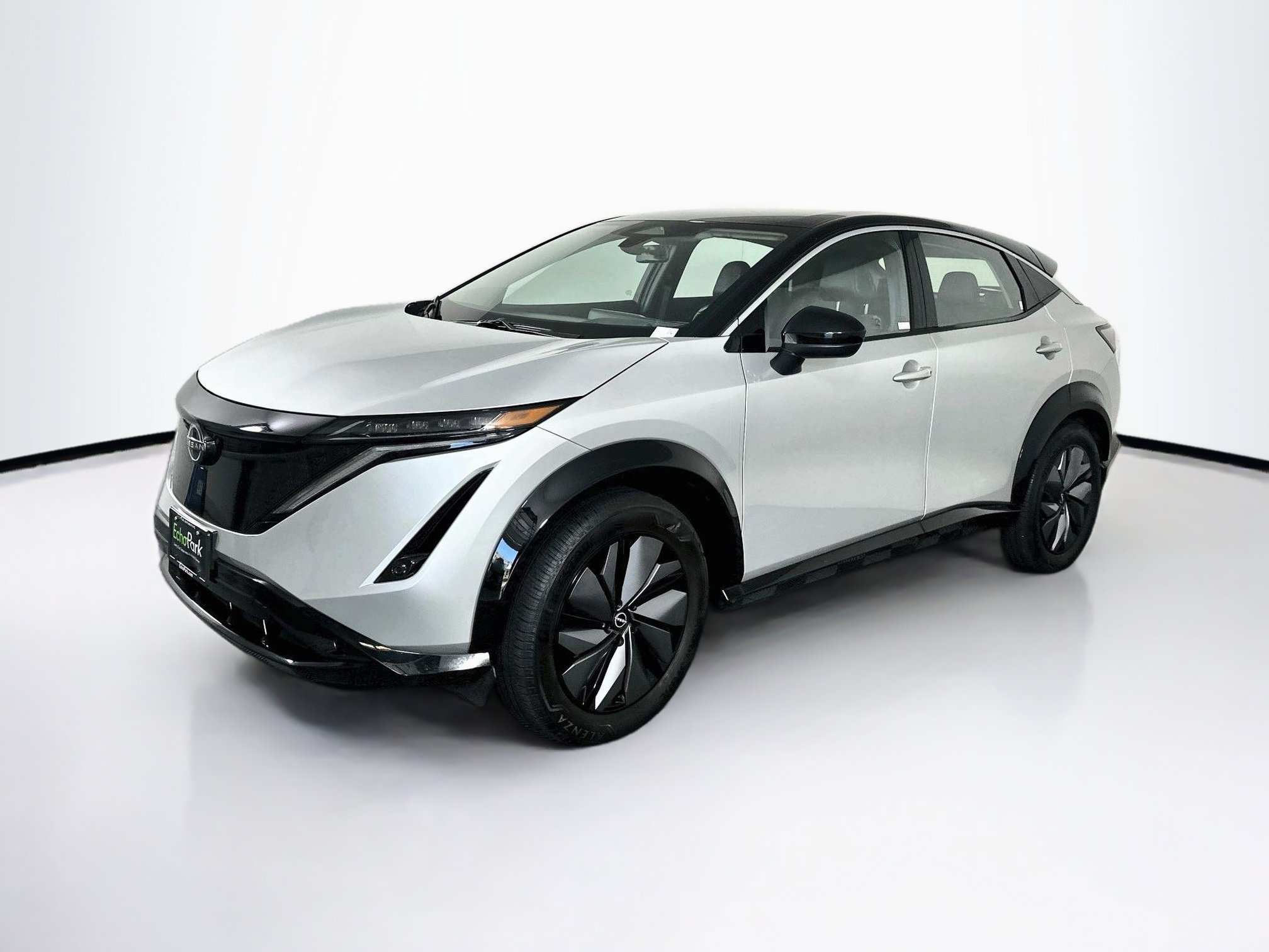 Used 2023 Nissan Ariya FWD image 3