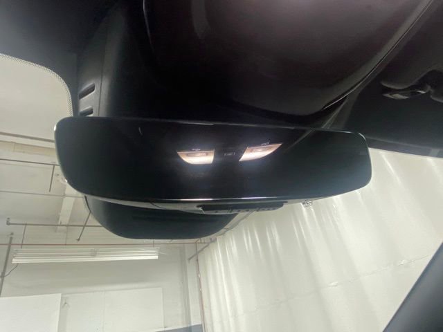 Used 2025 Volvo S60 T8 Ultra image 27