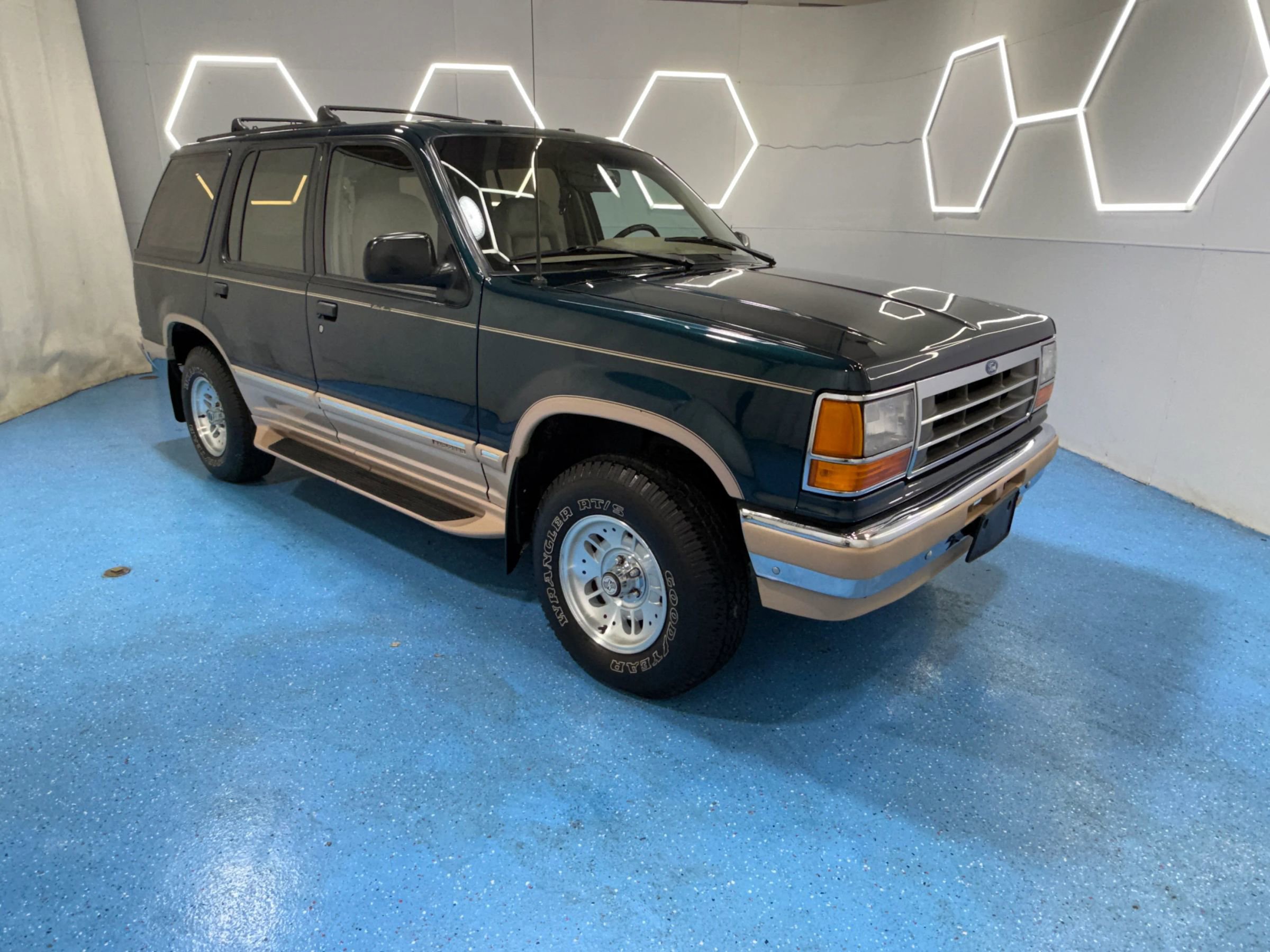 Used 1994 Ford Explorer 4WD 4-Door image 65