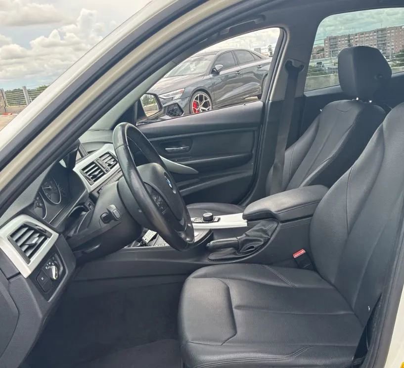 Used 2012 BMW 328i 328i Sedan 4D image 9