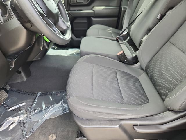 Used 2023 Chevrolet Silverado 2500 Custom w/ Custom Value Package image 7