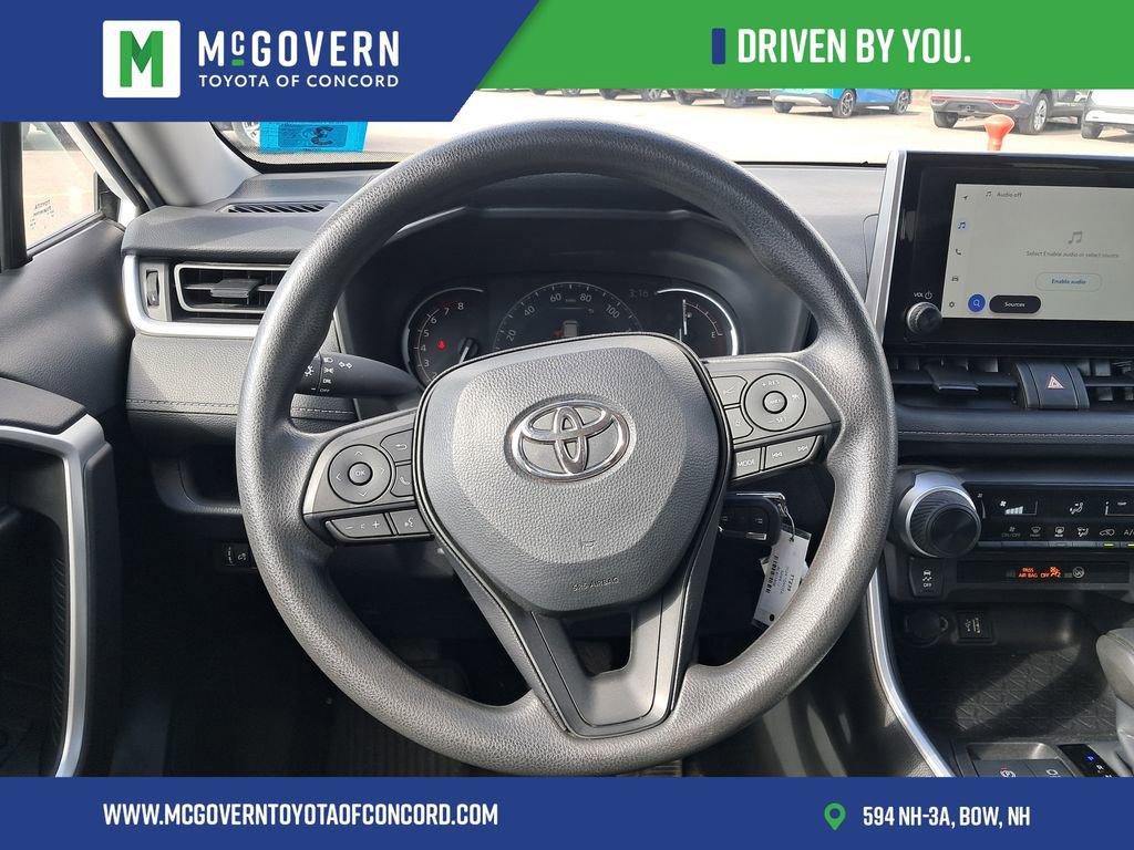 Used 2024 Toyota RAV4 LE AWD/4WD image 20