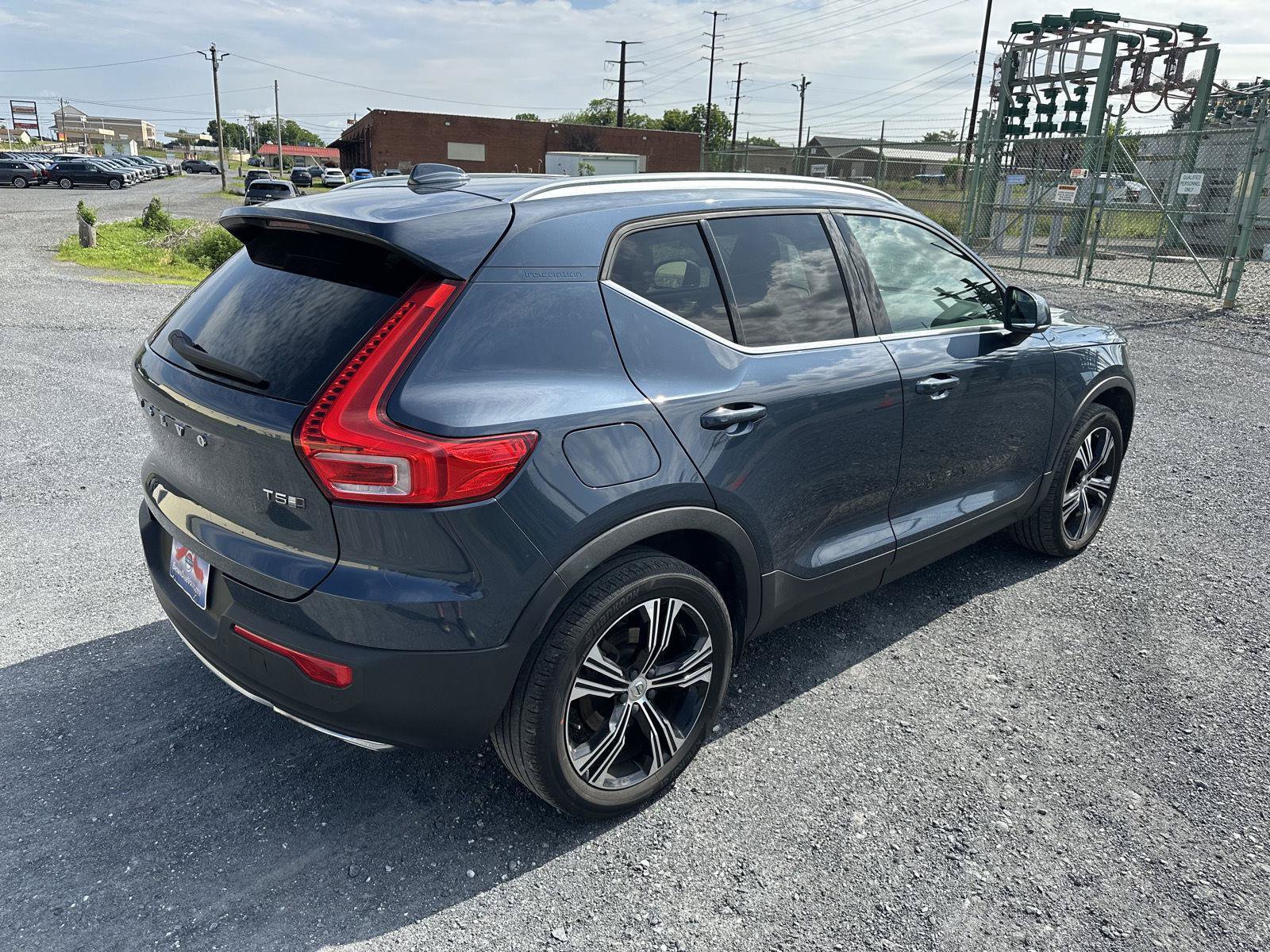 Used 2020 Volvo XC40 T5 Inscription w/ Protection Package AWD/4WD image 8