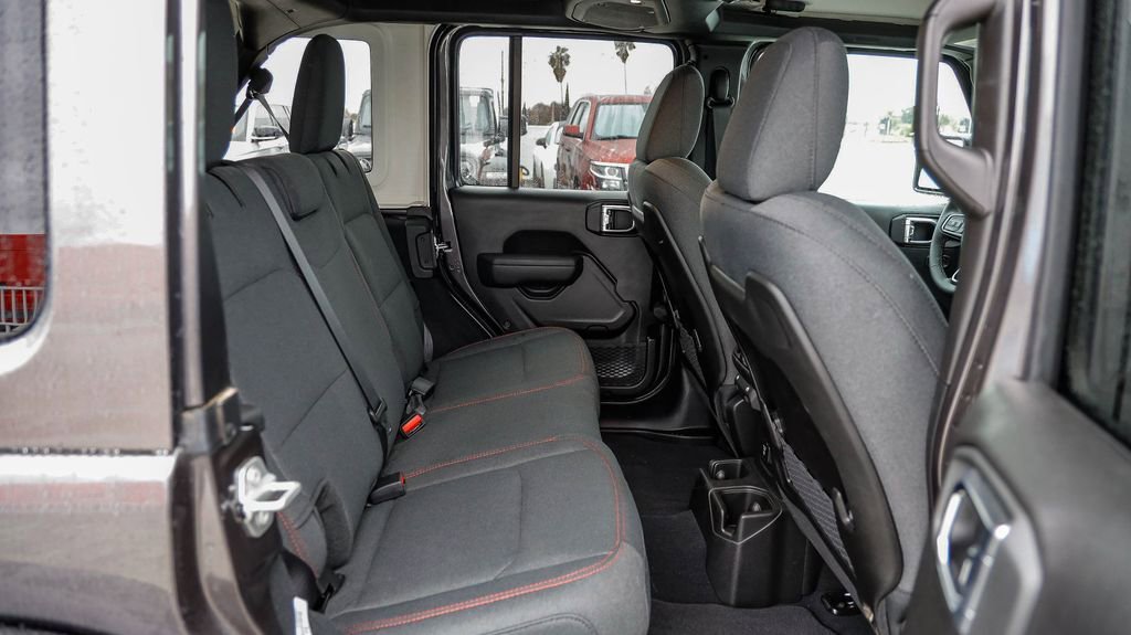 New 2025 Jeep Wrangler Unlimited Rubicon image 20