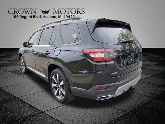 Used 2024 Honda Pilot Elite image 11