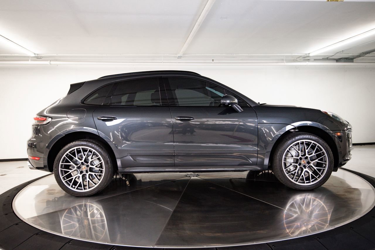 Certified 2021 Porsche Macan Turbo AWD/4WD image 8