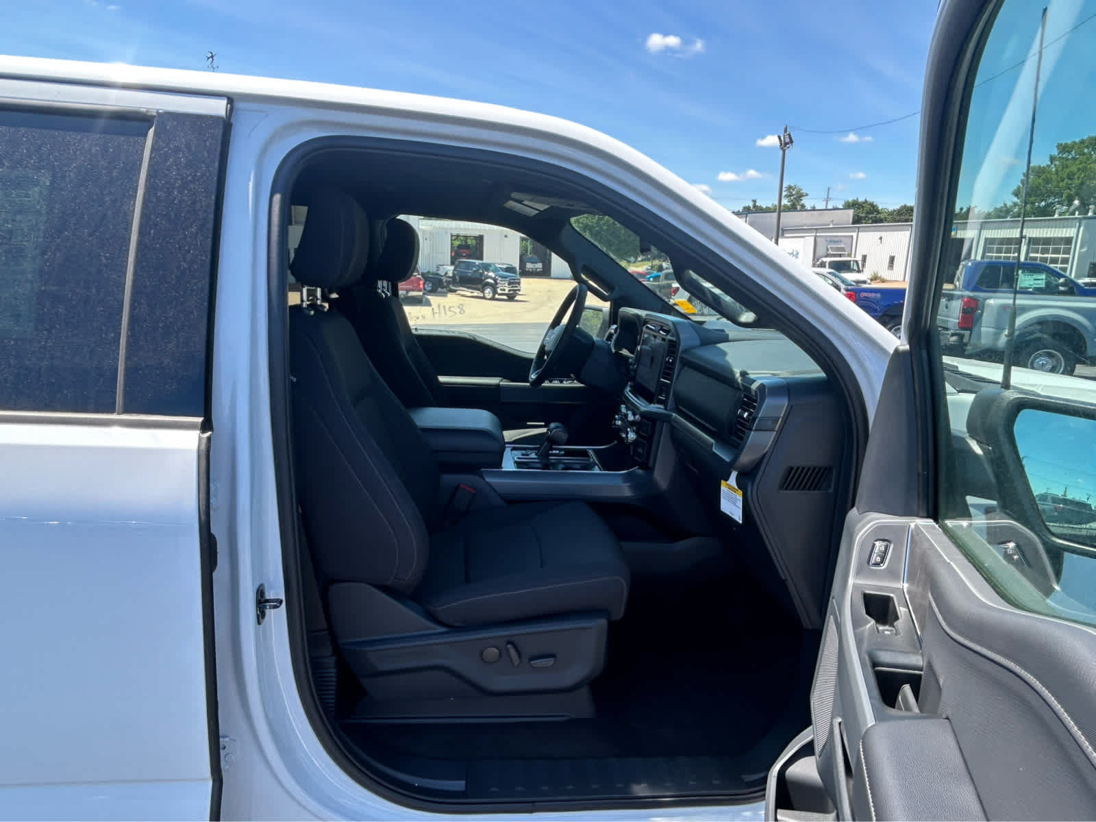 New 2026 Ford F150 XLT w/ Equipment Group 302A MID AWD/4WD image 14