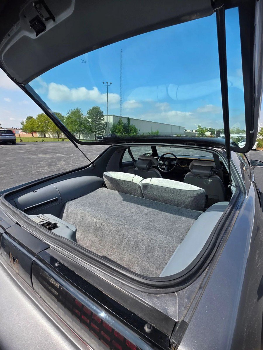 Used 1987 Pontiac Firebird Trans Am RWD image 61