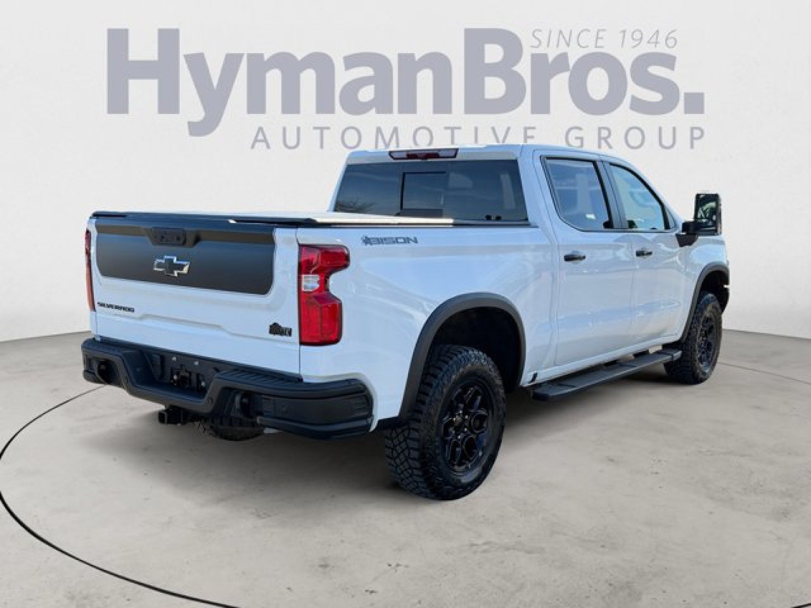 Used 2024 Chevrolet Silverado 1500 ZR2 w/ ZR2 Bison Edition AWD/4WD image 3