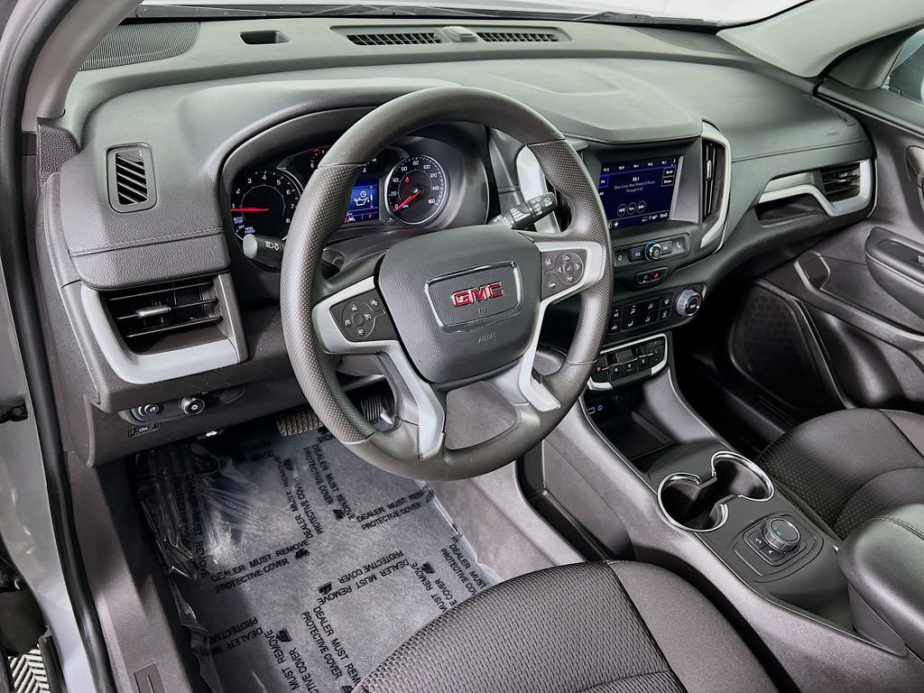 Used 2024 GMC Terrain SLE FWD image 9