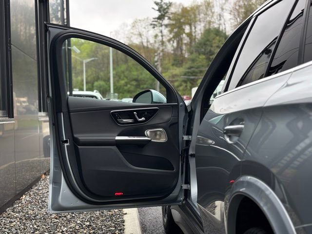 Used 2026 Mercedes-Benz GLC 300 4MATIC image 18