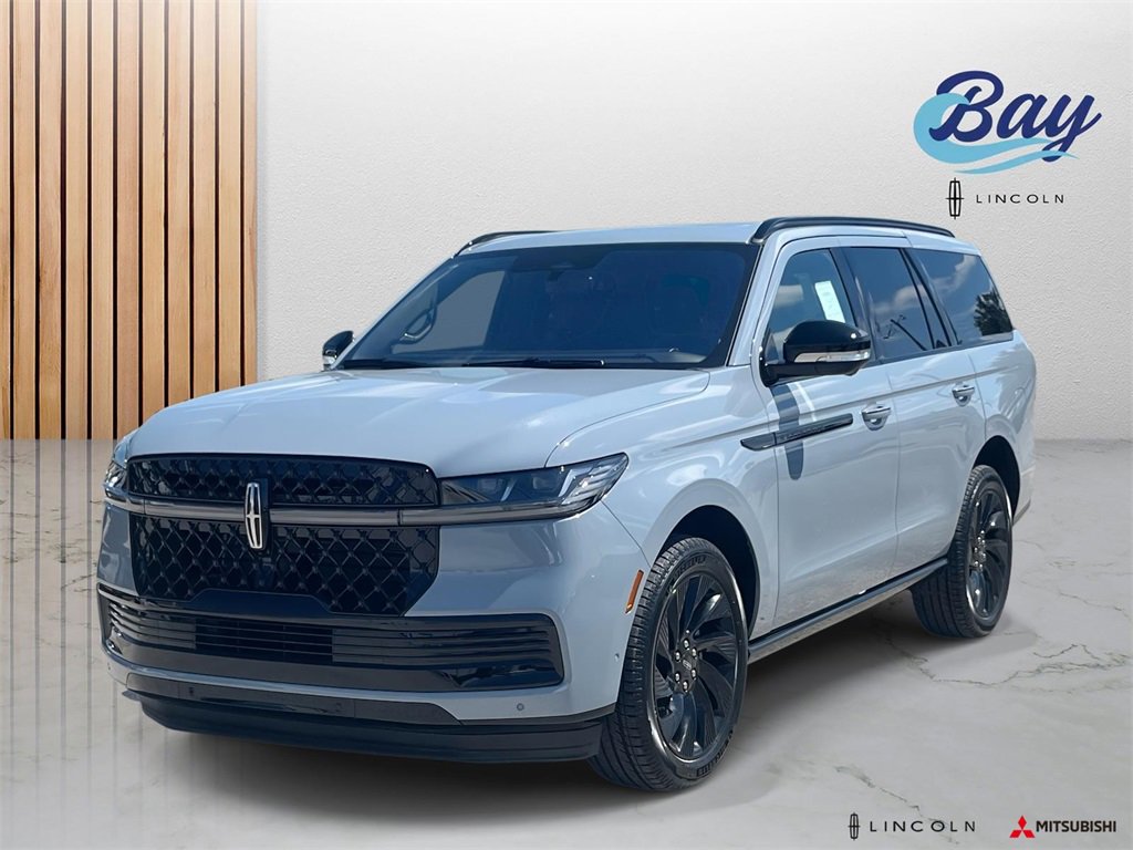 New 2025 Lincoln Navigator Reserve w/ Jet Appearance Package