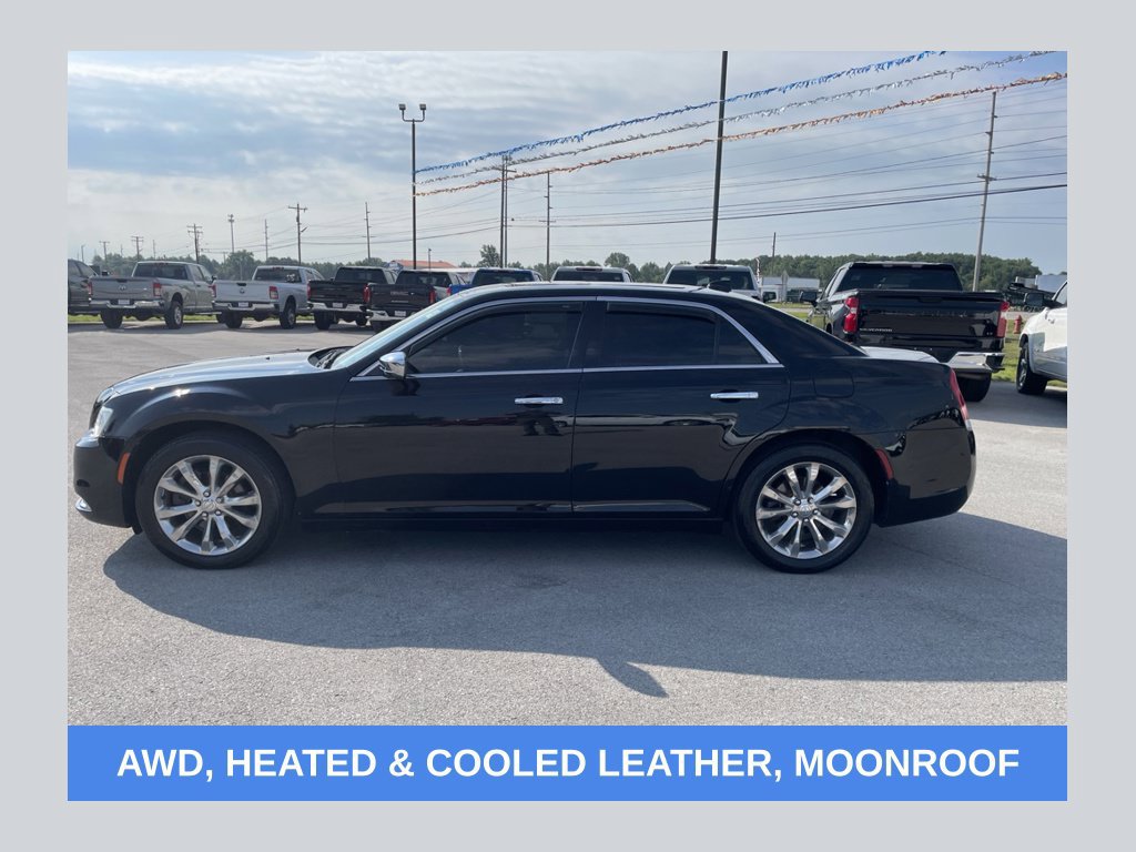 Used 2020 Chrysler 300 Limited AWD/4WD image 1