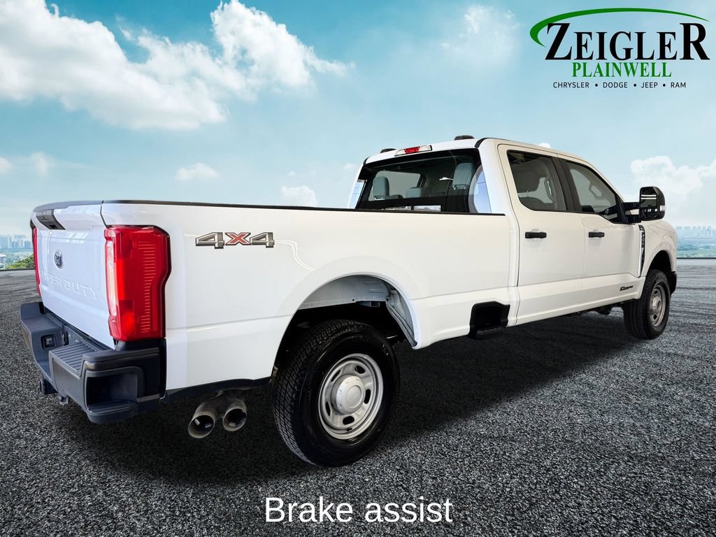 Used 2023 Ford F250 XL AWD/4WD image 6