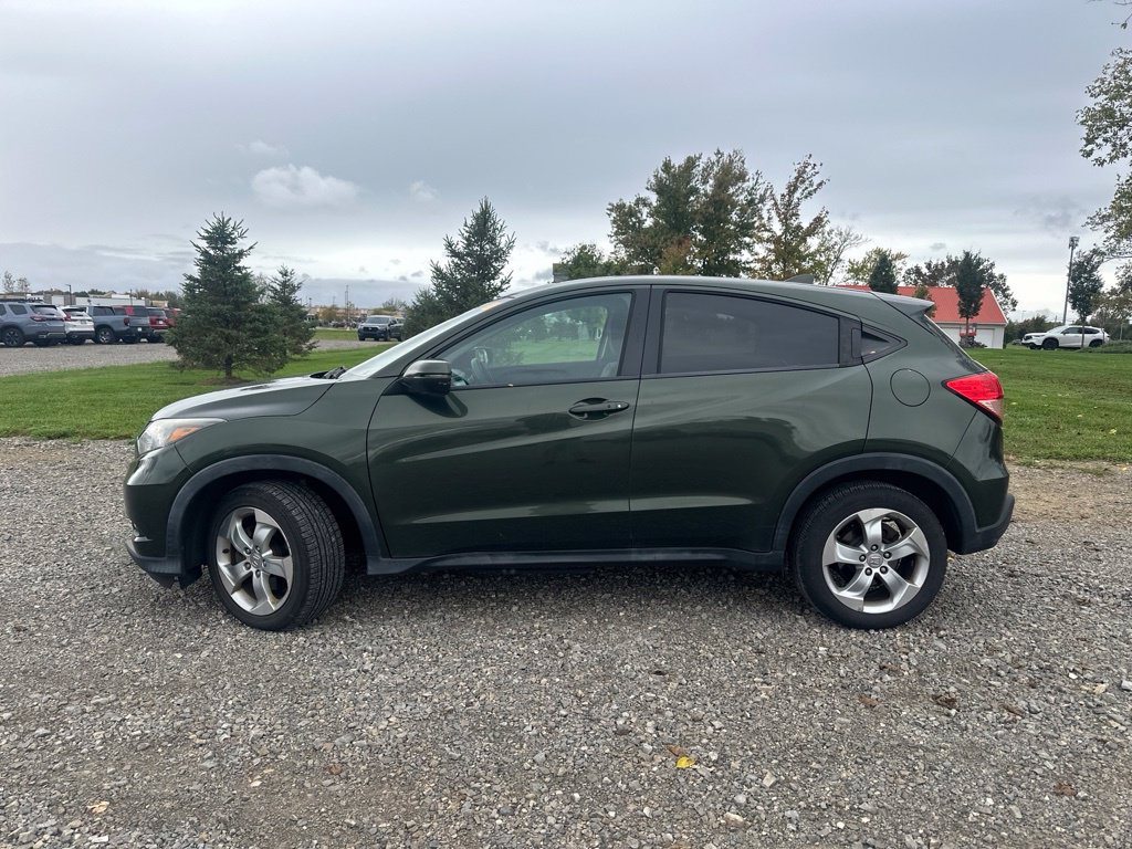Used 2016 Honda HR-V EX image 7